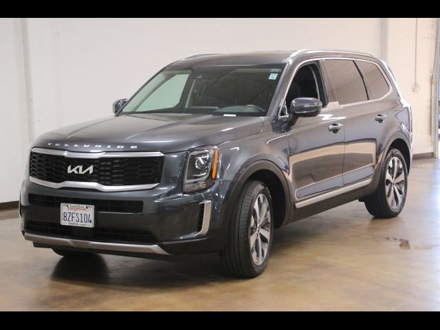 2022 Kia Telluride S