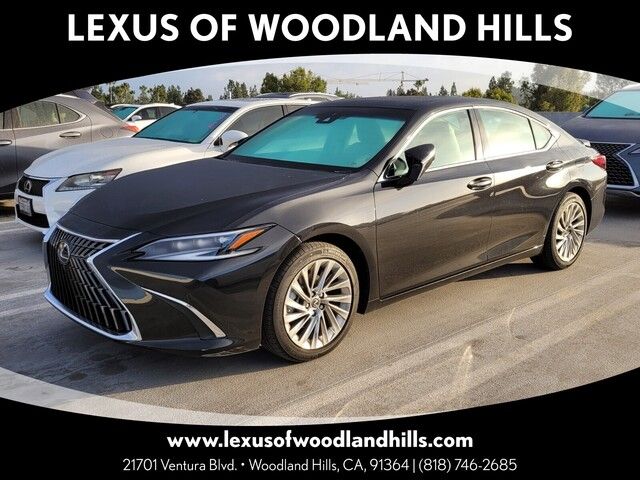 2022 Lexus ES 300h Luxury