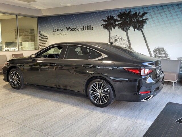 2022 Lexus ES 350