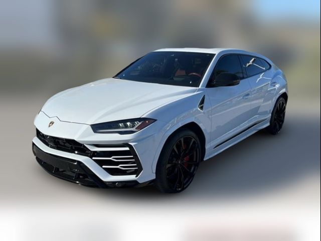 2022 Lamborghini Urus 