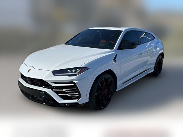 2022 Lamborghini Urus 