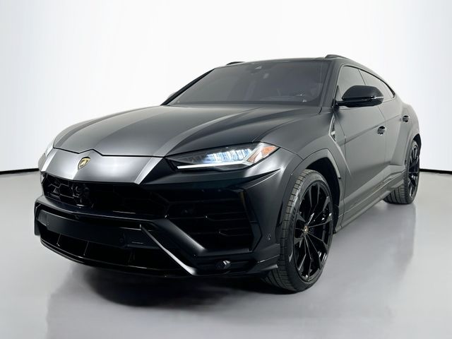 2022 Lamborghini Urus Base