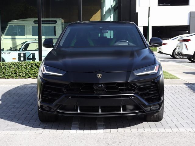 2022 Lamborghini Urus Base