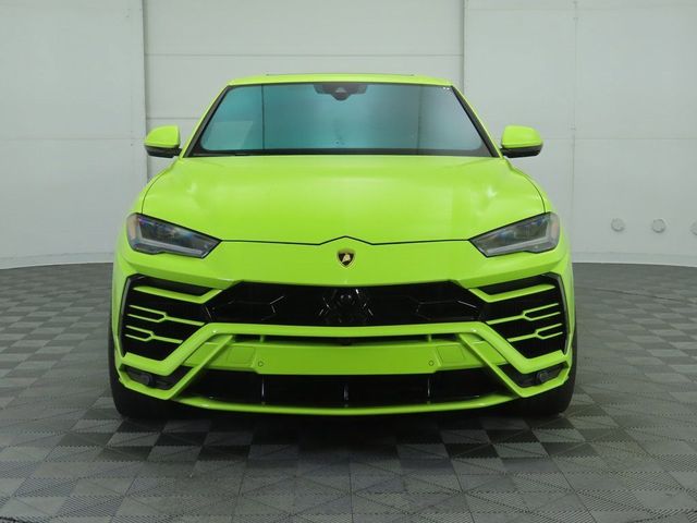 2022 Lamborghini Urus Graphite Capsule