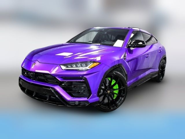 2022 Lamborghini Urus Base