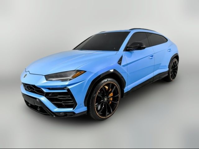 2022 Lamborghini Urus Base