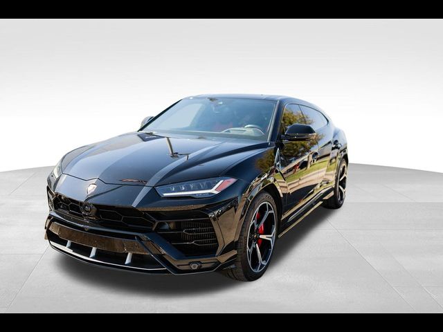 2022 Lamborghini Urus Base