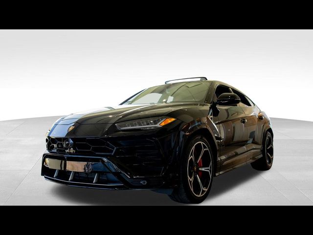 2022 Lamborghini Urus Base