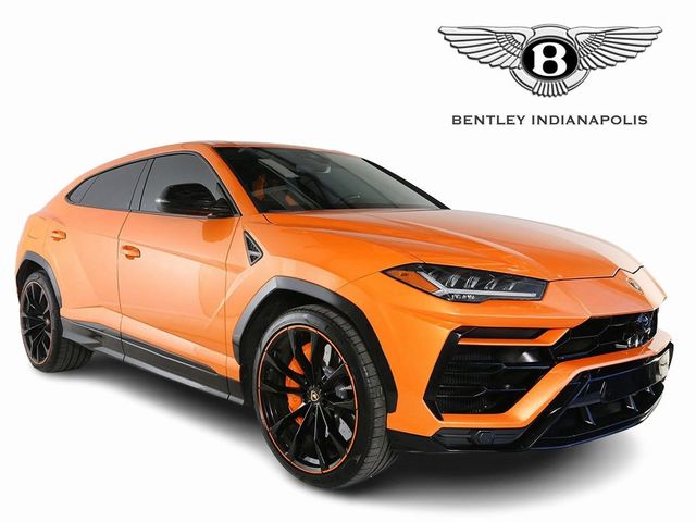 2022 Lamborghini Urus 