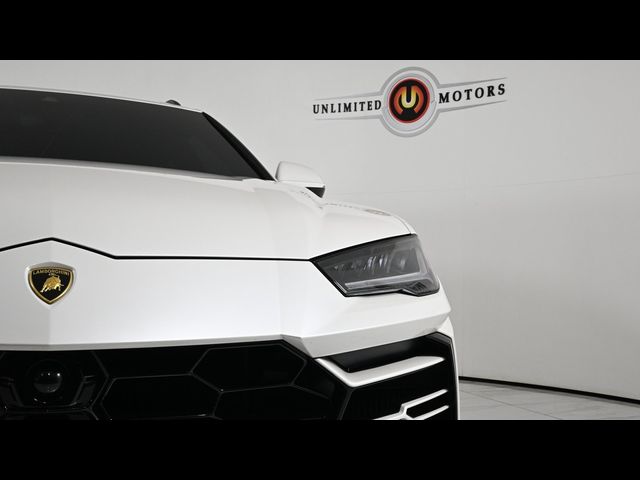 2022 Lamborghini Urus Base