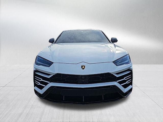 2022 Lamborghini Urus Base