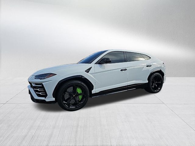 2022 Lamborghini Urus Base