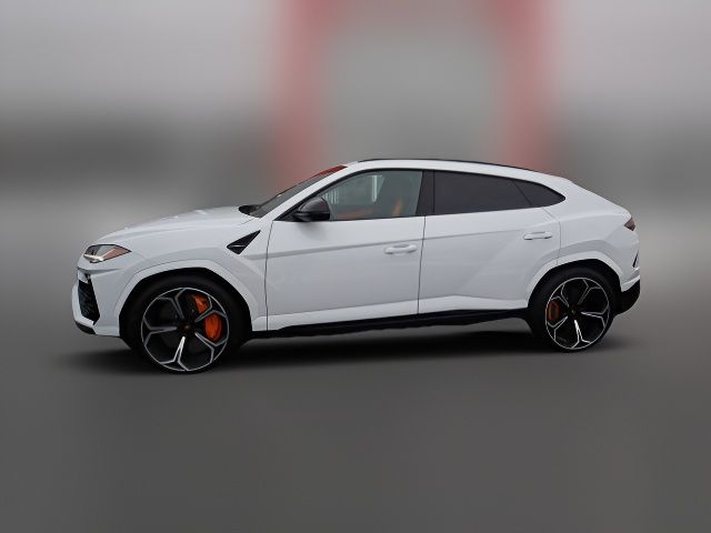 2022 Lamborghini Urus Base