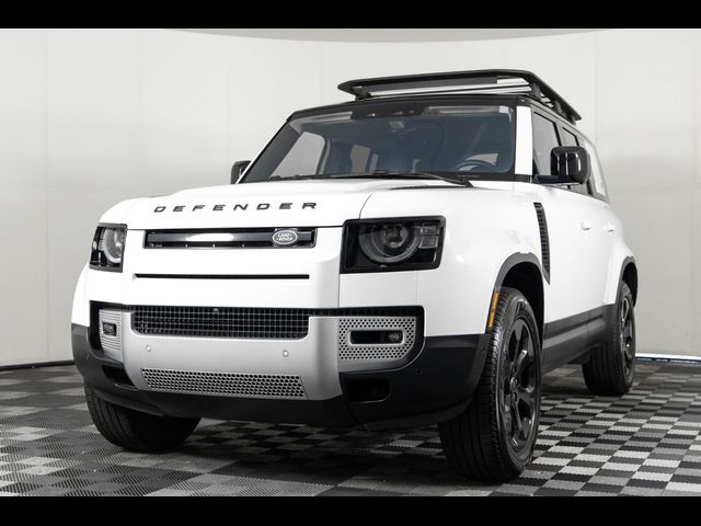 2022 Land Rover Defender SE