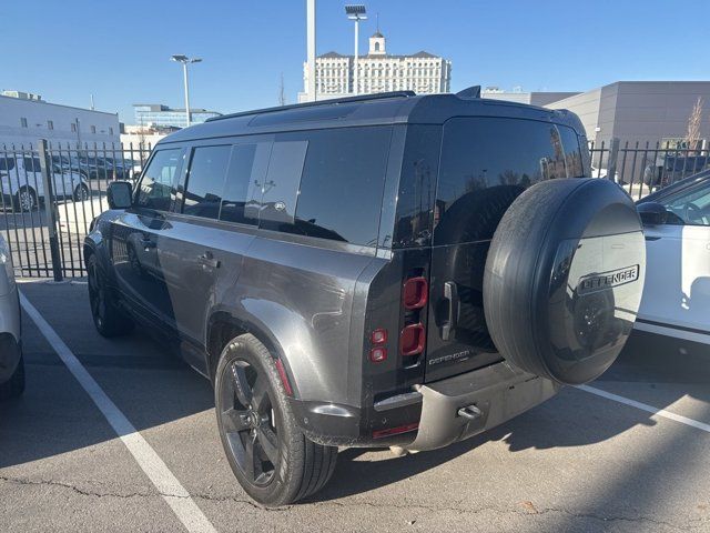 2022 Land Rover Defender X-Dynamic HSE