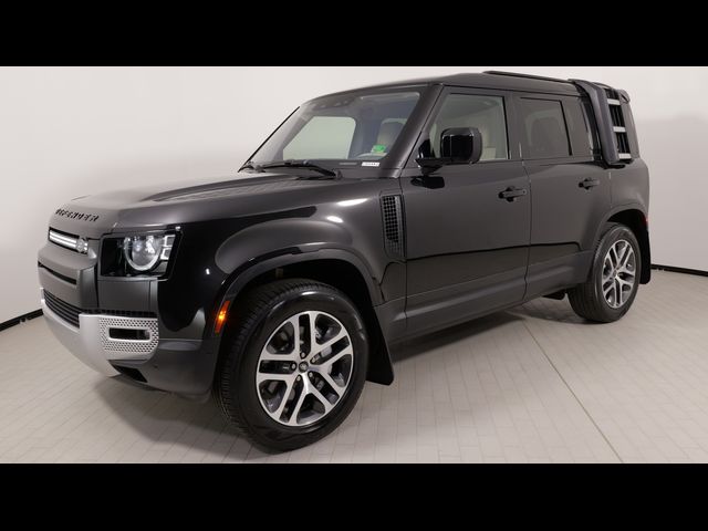 2022 Land Rover Defender SE