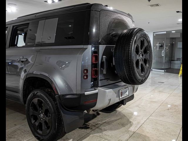 2022 Land Rover Defender SE