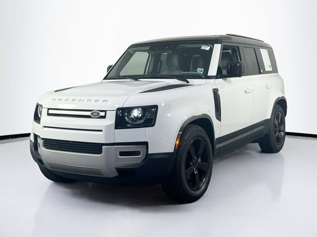 2022 Land Rover Defender SE