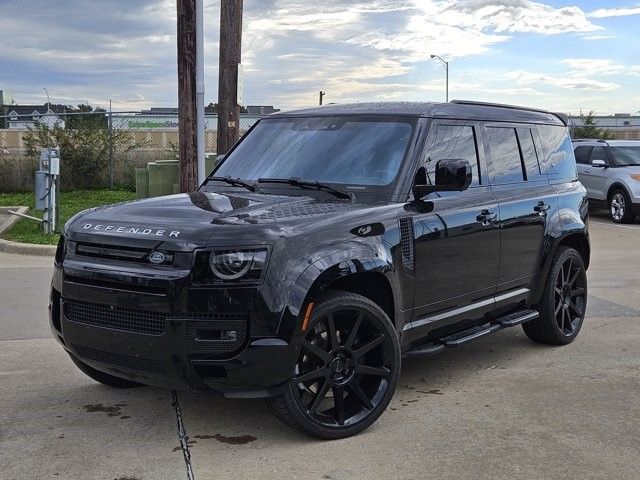 2022 Land Rover Defender SE