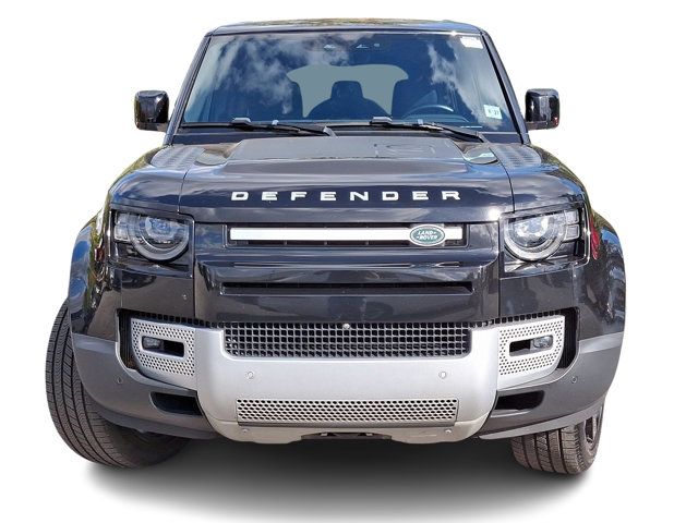 2022 Land Rover Defender SE