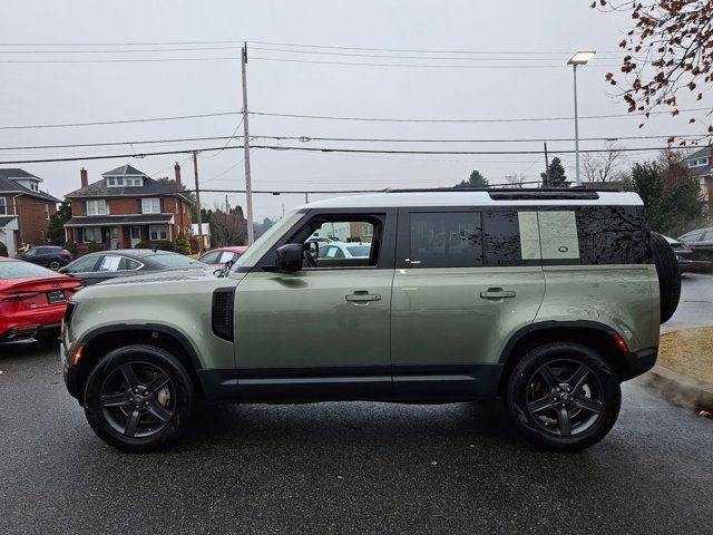 2022 Land Rover Defender SE