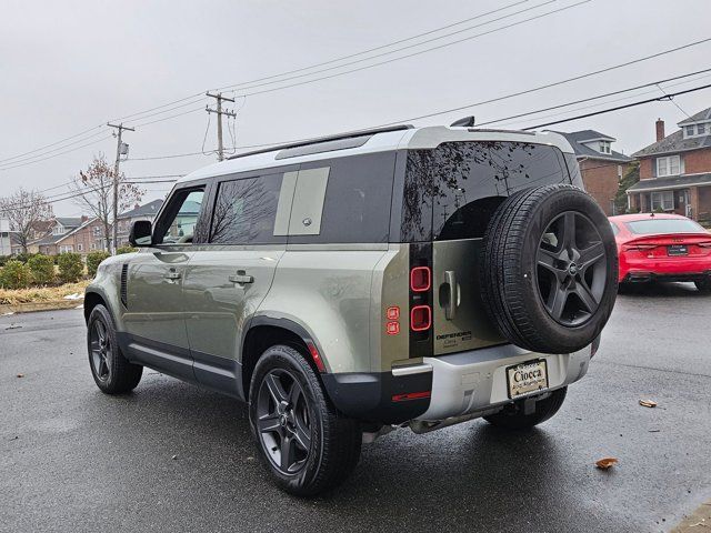 2022 Land Rover Defender SE