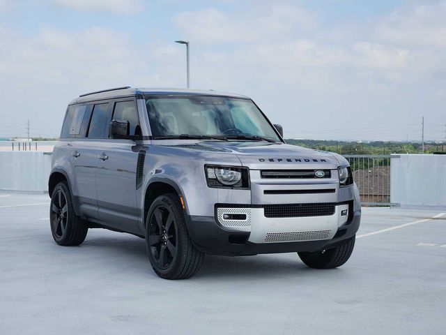2022 Land Rover Defender SE