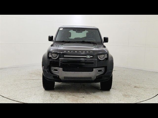 2022 Land Rover Defender V8