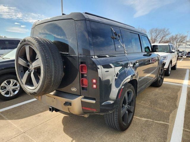 2022 Land Rover Defender X-Dynamic HSE