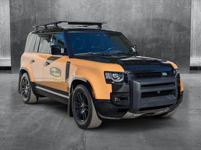 2022 Land Rover Defender X-Dynamic SE