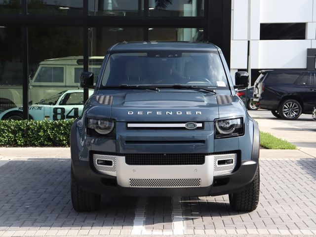 2022 Land Rover Defender SE