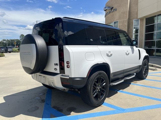 2022 Land Rover Defender SE