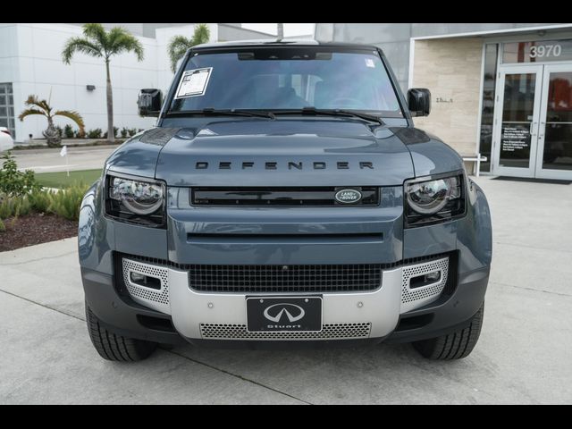 2022 Land Rover Defender SE