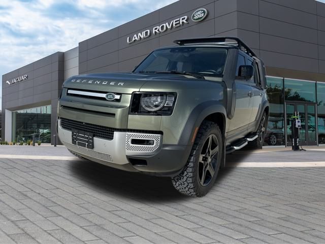 2022 Land Rover Defender SE