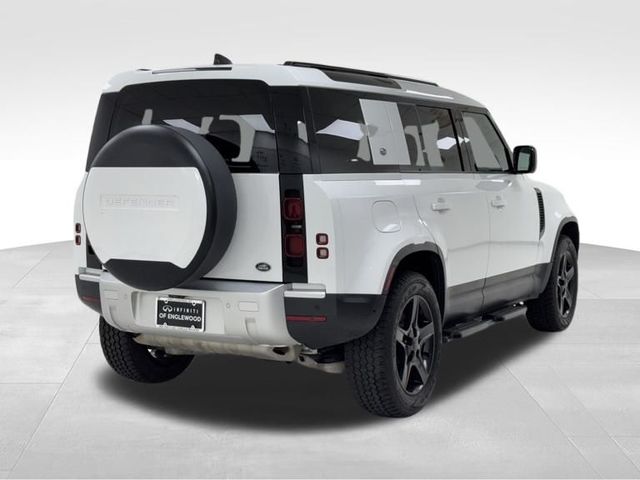 2022 Land Rover Defender SE