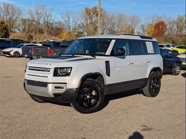 2022 Land Rover Defender SE