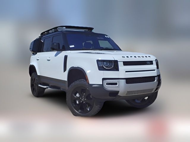 2022 Land Rover Defender SE