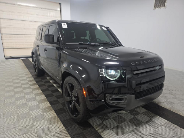 2022 Land Rover Defender V8