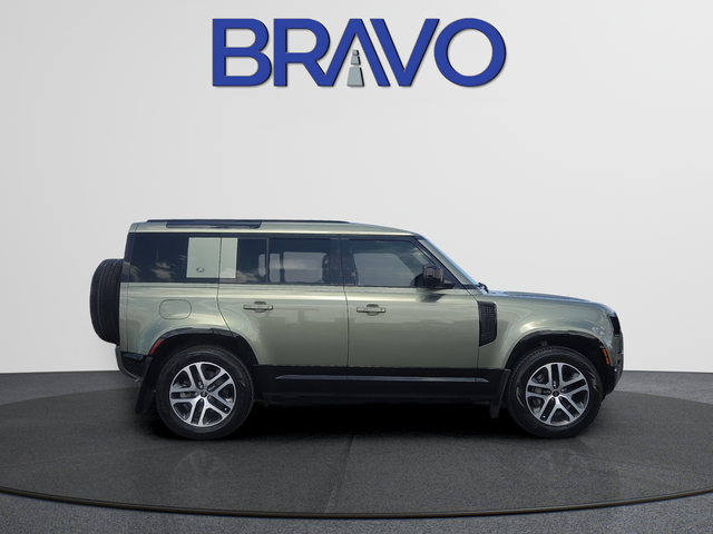 2022 Land Rover Defender X-Dynamic HSE