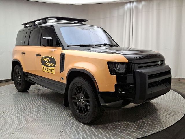 2022 Land Rover Defender X-Dynamic SE