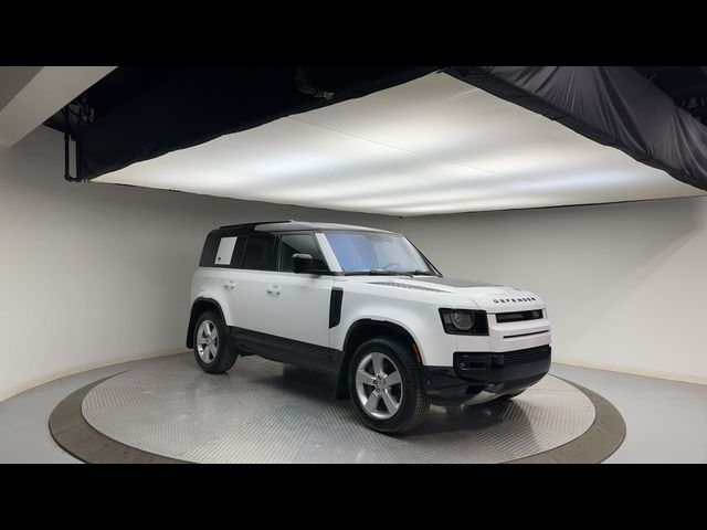 2022 Land Rover Defender X-Dynamic SE