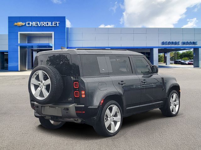 2022 Land Rover Defender X-Dynamic SE