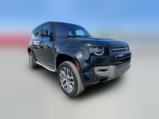 2022 Land Rover Defender X-Dynamic SE