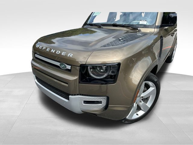 2022 Land Rover Defender XS