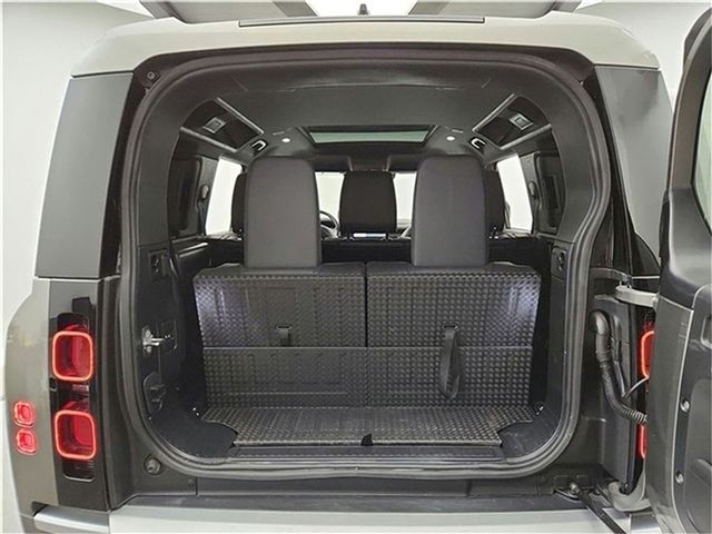 2022 Land Rover Defender XS