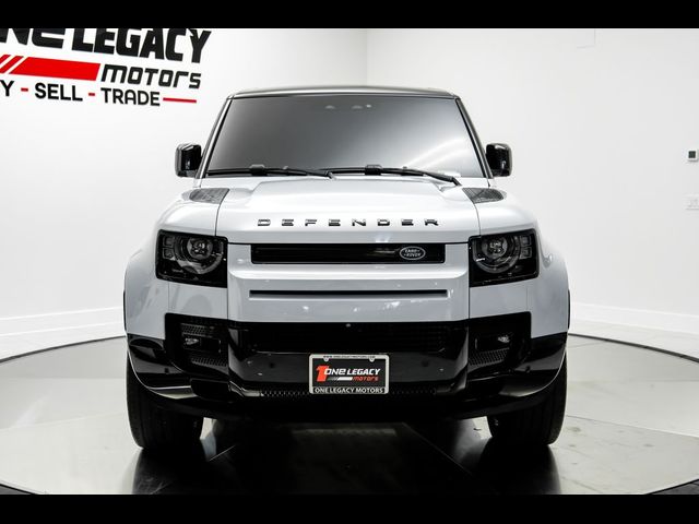 2022 Land Rover Defender V8