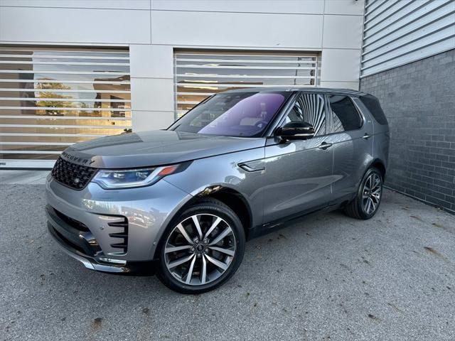 2022 Land Rover Discovery S R-Dynamic