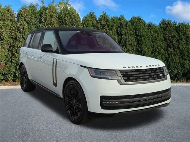 2022 Land Rover Range Rover SE