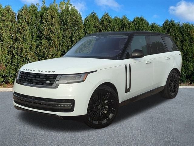 2022 Land Rover Range Rover SE