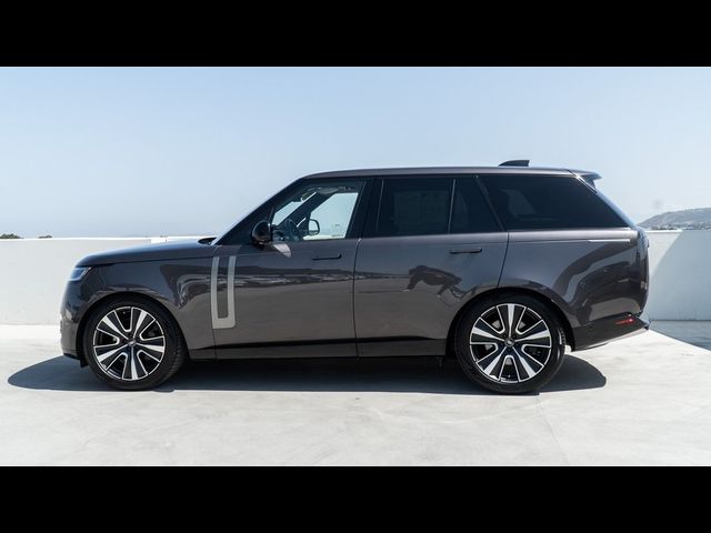 2022 Land Rover Range Rover SE